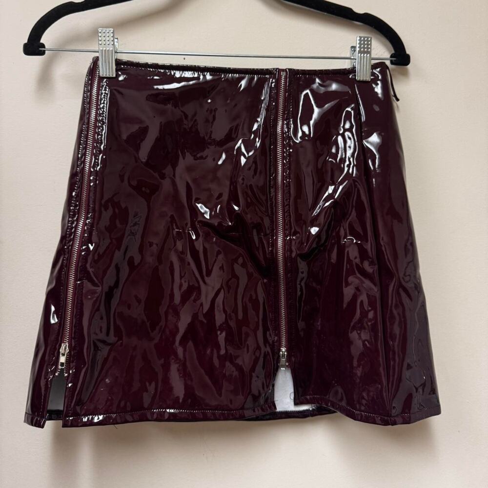 Victoria sophia burgundy